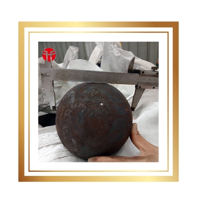 광업을 위한 저항 가는 매체 공 65HRC 160mm 높은 크롬 가는 매체 공을 착용하십시오